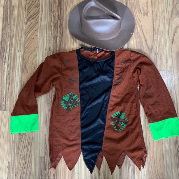 Scarecrow Halloween Shirt  And Hat Dress-up Costume size 5-7 - Picture 1 of 4